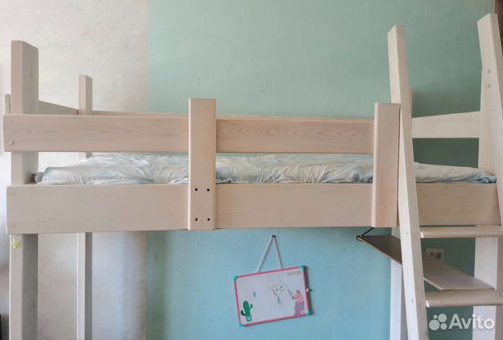 Двухъярусная кровать бу с матрасом
