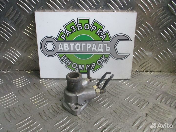 Фланец охлаждения Volkswagen Passat B5 1.9 AFN