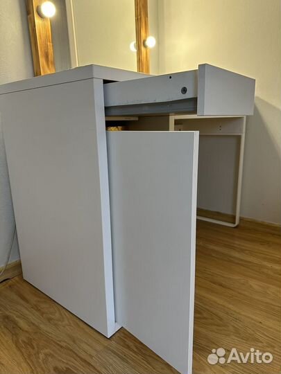Письменный стол IKEA белый