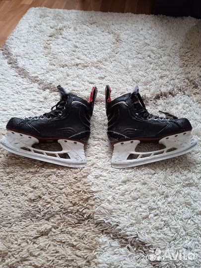 Хоккейные коньки bauer vapor X500 размер- 37,5