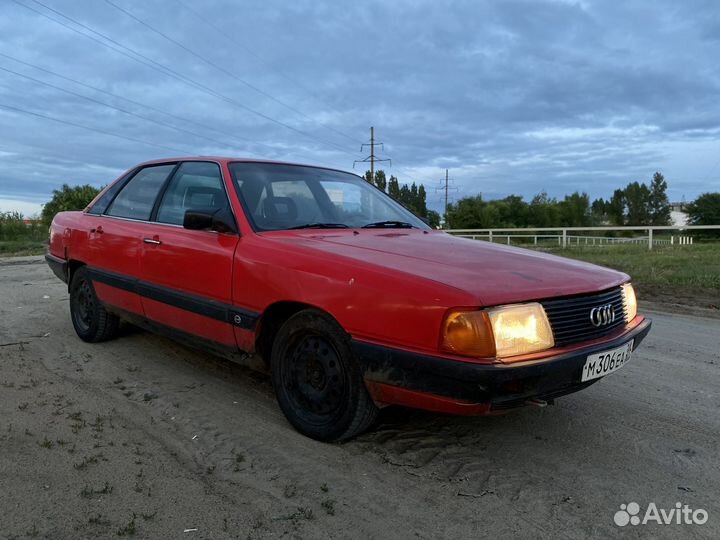 Автомобиль Audi c100 2.2 - 1987
