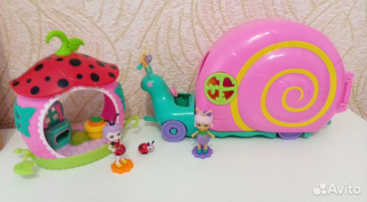 Энчантималс улитка и божья коровка с домиками