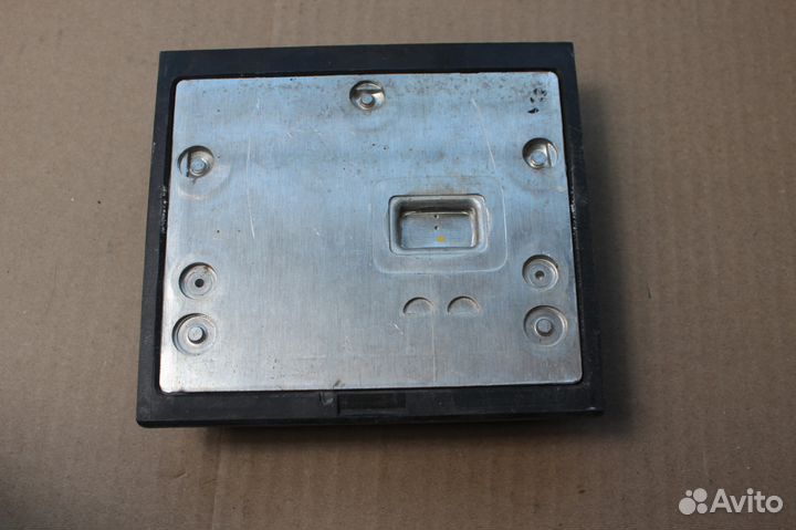 Блок Управления Mercedes A2105450332