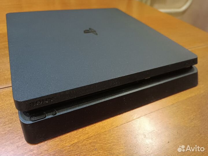 Sony playstation 4 slim 2 джойстика 2 игры