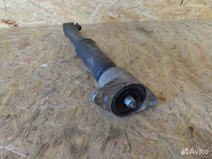 Амортизатор задний Volkswagen Tiguan 5N1 cawa