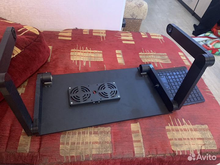 Столик для ноутбука с охлаждением от USB