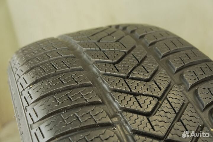 Pirelli Winter Sottozero 3 255/35 R19 96H