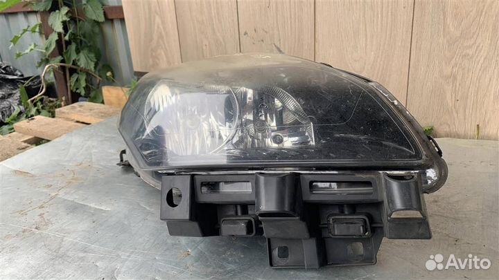 Фара правая от Renault Scenic III 2009-2016