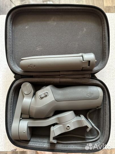 Трёхосевой стабилизатор DJI Osmo mobile 3