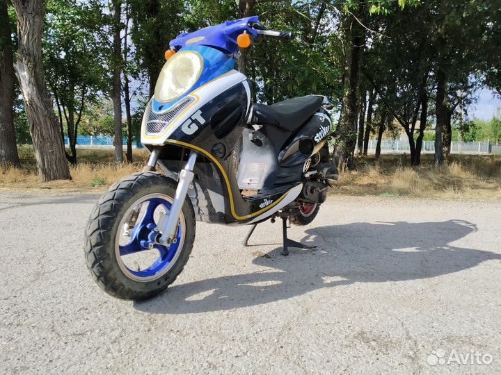 Скутер Striker