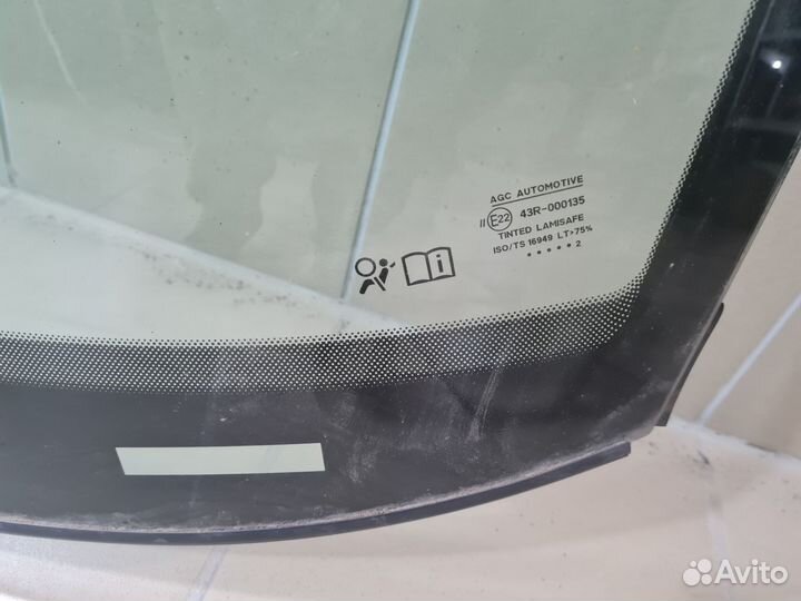 Лобовое стекло Opel Corsa D 2006-2010