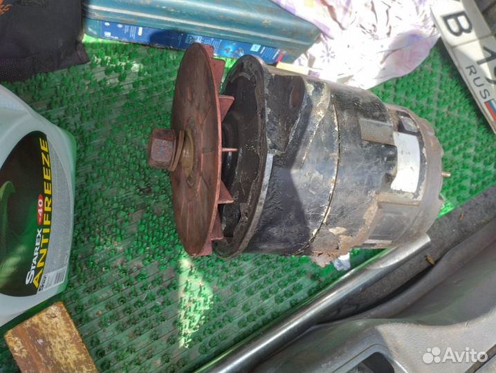 Продам генератор