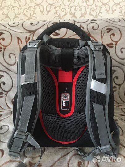 Школьный рюкзак