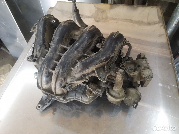 Коллектор впускной Ford aoba 2.0 бензин