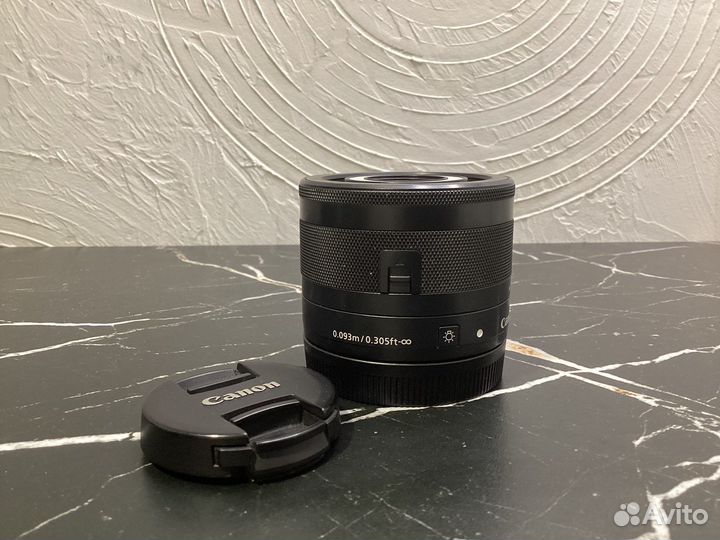 Canon EF-M 28mm f/3.5