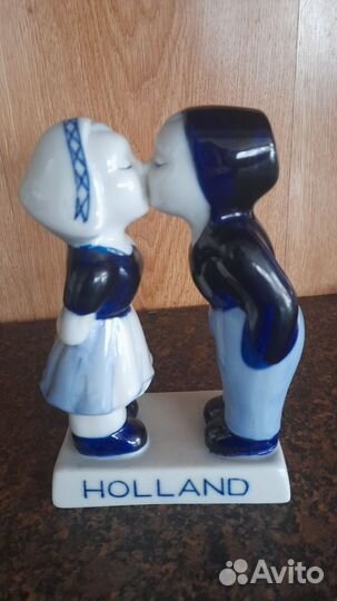 Фарфоровые статуэтки поцелуй