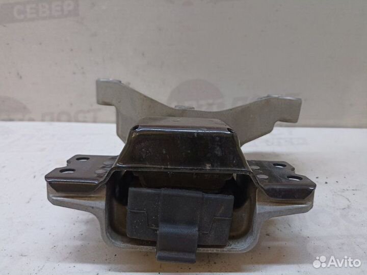 Опора двс левая Volkswagen Tiguan 5N1 cawa 2010