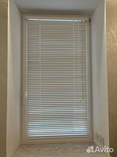 Горизонтальные алюминиевые жалюзи