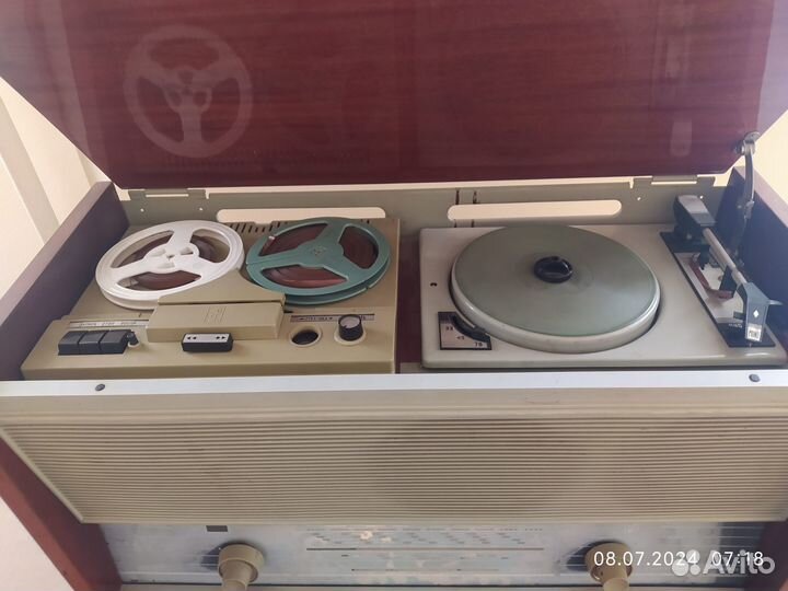 Радиола Романтика 103