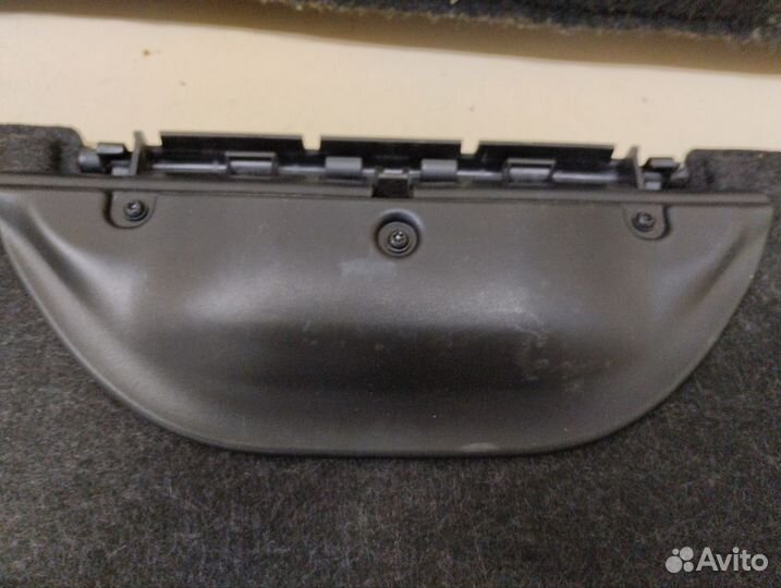 Полка Peugeot 308 2007