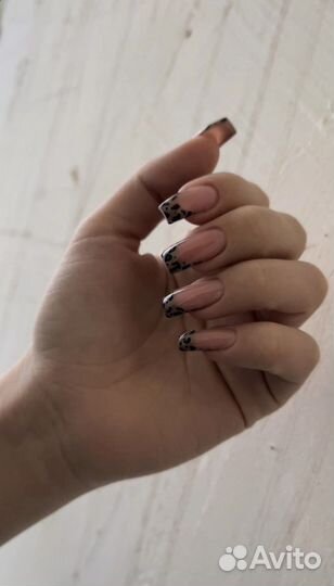 Гель-лак,коррекция нарощенных ногтей