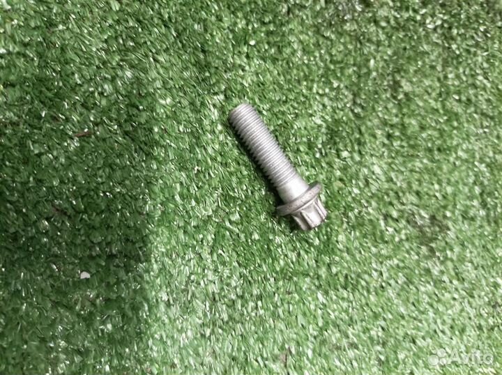 Болт BMW X5 E70 2007-2013