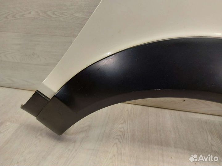 Крыло переднее правое Audi Q7 2005-2015