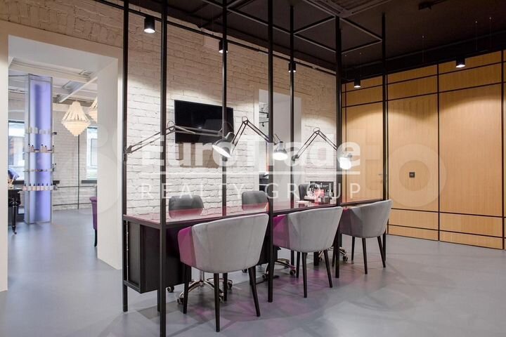 Продам торговое помещение, 147 м²