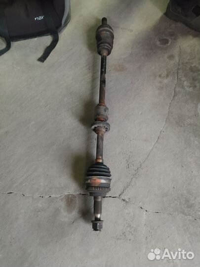 Привод передней праве