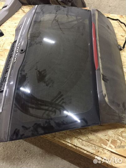 Крышка багажника на Volvo Xc 90