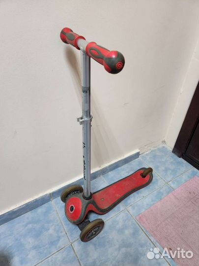 Самокат трехколесный globber