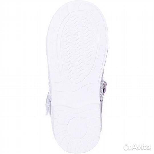 Новые нарядные туфли(большемерят)р-р 24