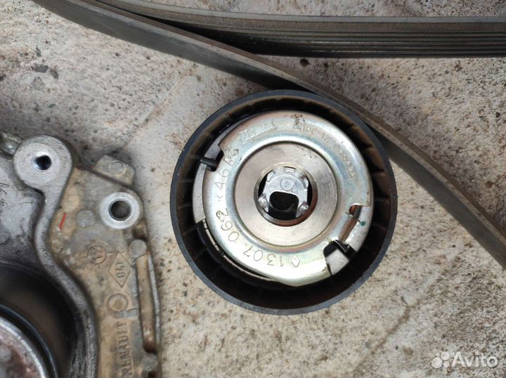 Комплекты ремня грм, генератора с роликами и помпа