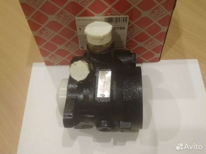 Насос гур Мерседес 670