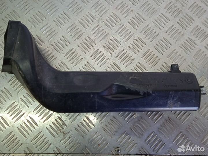 Б/У воздуховод отопителя задний левый Bmw 7-Series