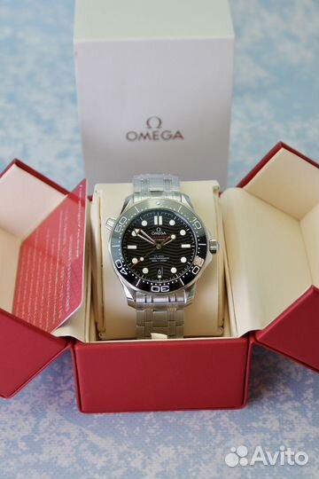 Топовые Omega Seamaster Diver Black 42мм