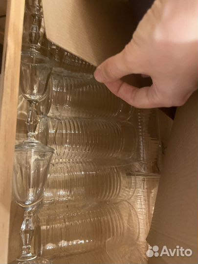 Стеклянная посуда рюмки стаканы