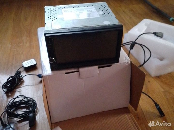 Продаю автомагнитолу