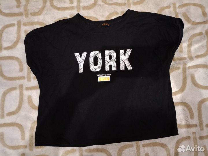 Одежда. Шорты, футболки, куртка