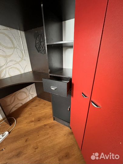 Двухъярусная кровать