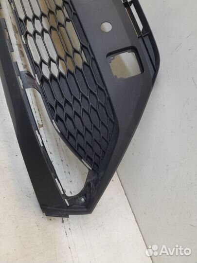 Решетка бампера Toyota C-Hr 1 2019-2023