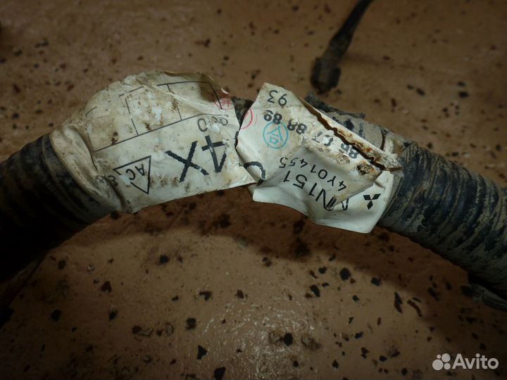 Блок реле Моторного отсека Митсубиси Ланцер 9