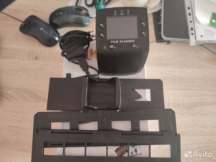Сканер для фотопленки с экраном