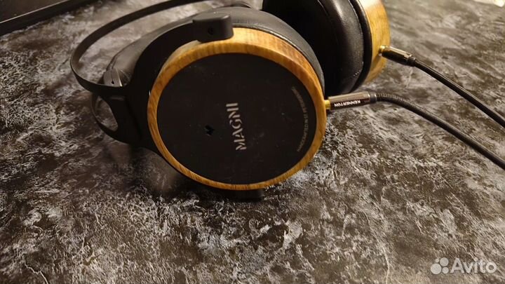 Наушники kennerton magni