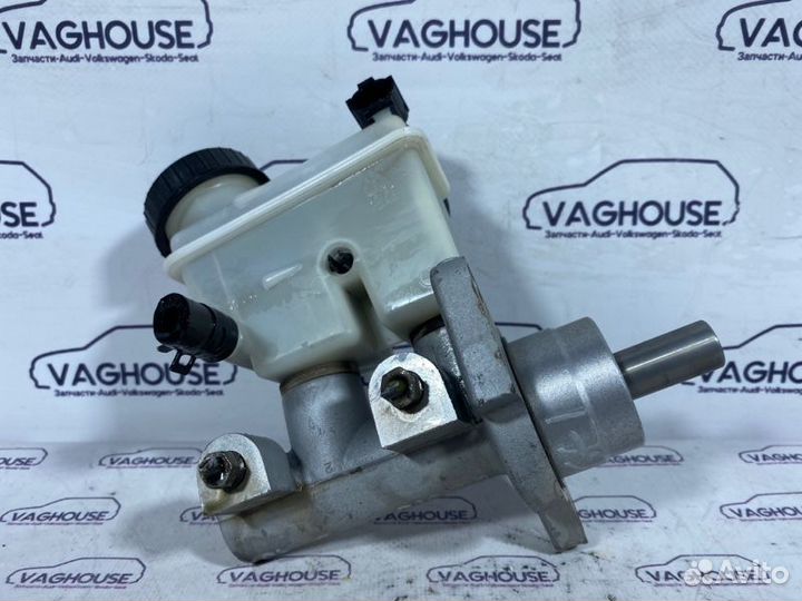 Главный тормозной цилиндр Daewoo Gentra B15D2 2013