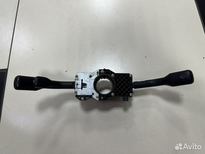 Переключатель подрулевой Audi A4 B5 / AudI A6 C4