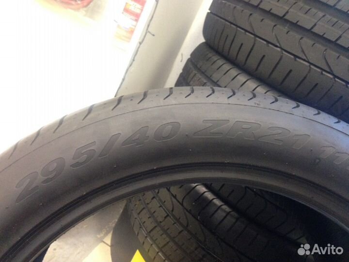 Pirelli P Zero 295/40 R21 111Y