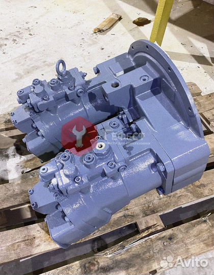 Гидравлический насос Hitachi 9256100