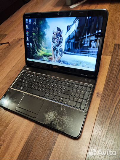 Ноутбук Dell M5110 (15.6, A8-3500,4гб,640HDD)