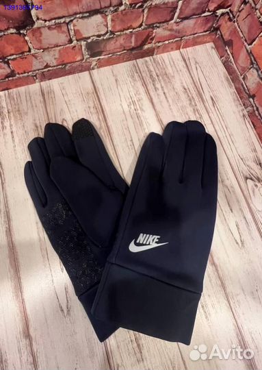Перчатки Nike новые